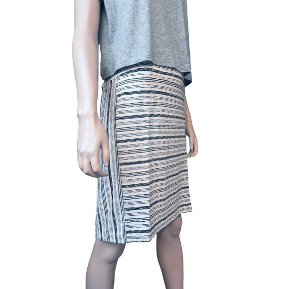 J. Jill Rayon Skirt Plus Size Horizontal & Vertical Stripes Side Panels Stretch - Picture 4 of 12